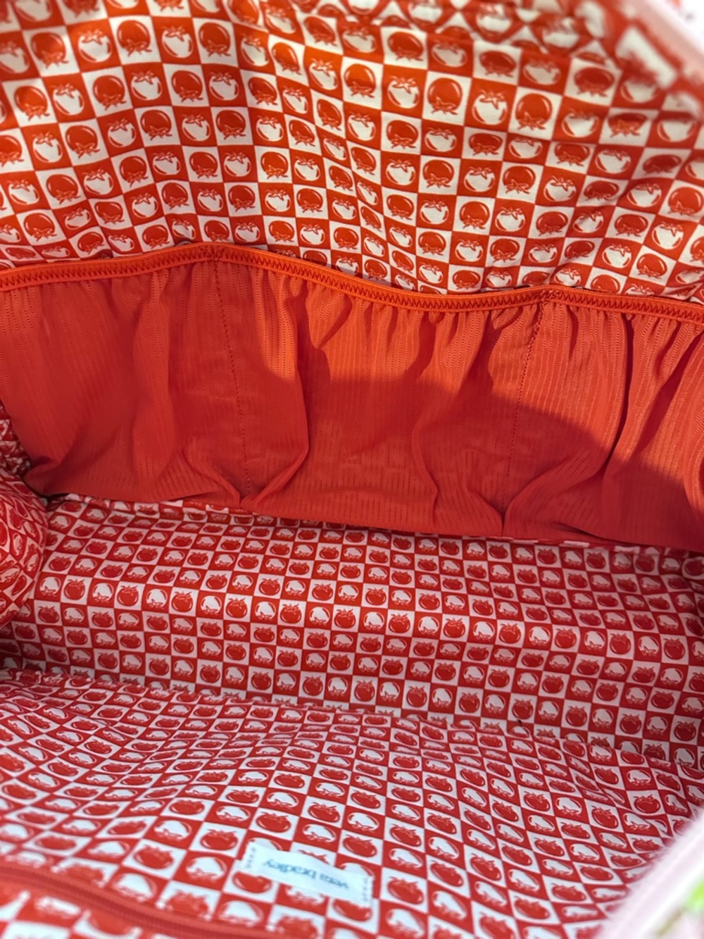 Vera Bradley Miramar Cotton Weekender Tote Bag Tomato Vines - Picture 8 of 13